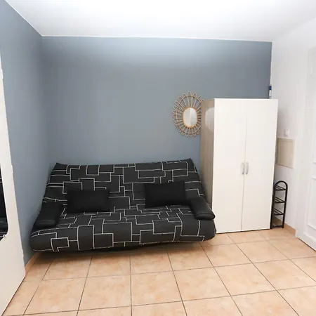 Appartement Grand 5 Pour 2 A 4 P *
